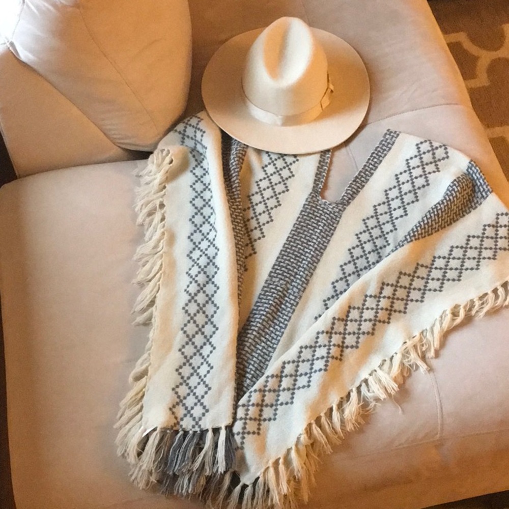 Free people poncho